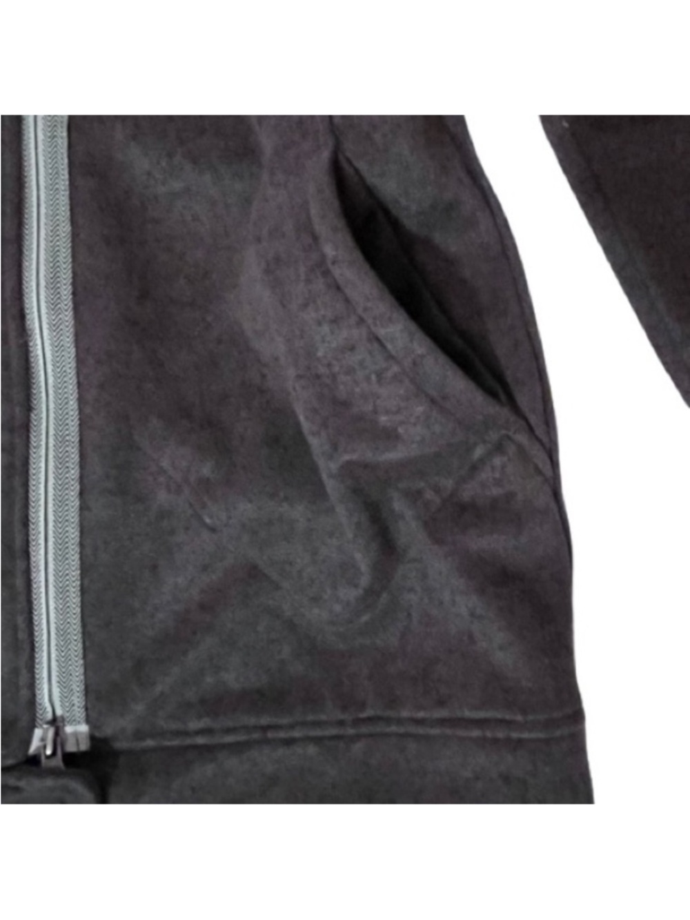 Avalanche Women's Charcoal Gray Zip Down Jacket. Size: small - Picture 4 of 9